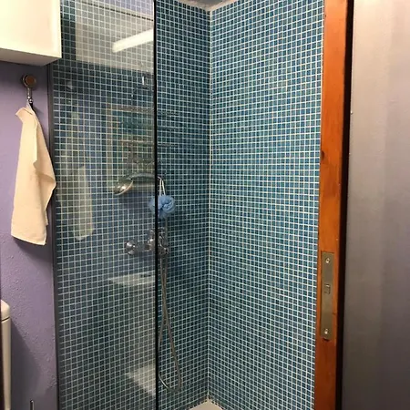 Σπίτι διακοπών With Swimming Pool And Tennis/basketball Court