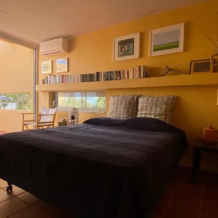 With Swimming Pool And Tennis/basketball Court Θεολόγος