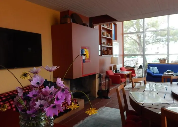 Holiday home With Swimming Pool And Tennis/basketball Court